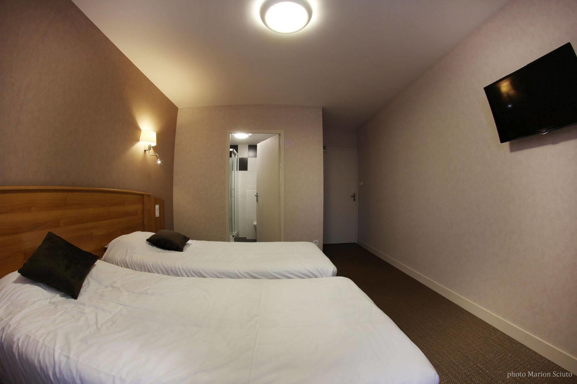 Hotel De L'Abbaye Sauxillanges Eksteriør bilde